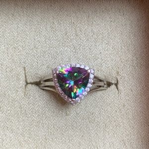 💚Genuine Mystic Topaz Ring💚